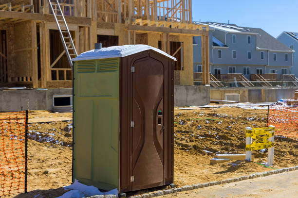 Portable Toilet Options We Offer in Tanglewilde, WA